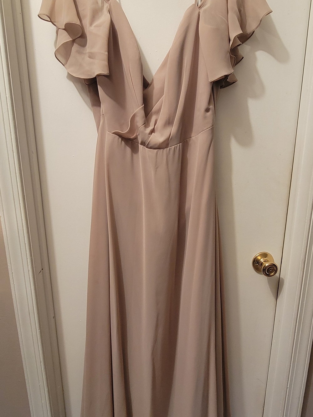 SORELLA VITA Nude-Beige Flutter Sleeve Maxi Gown Bridesmaid Plus Size
